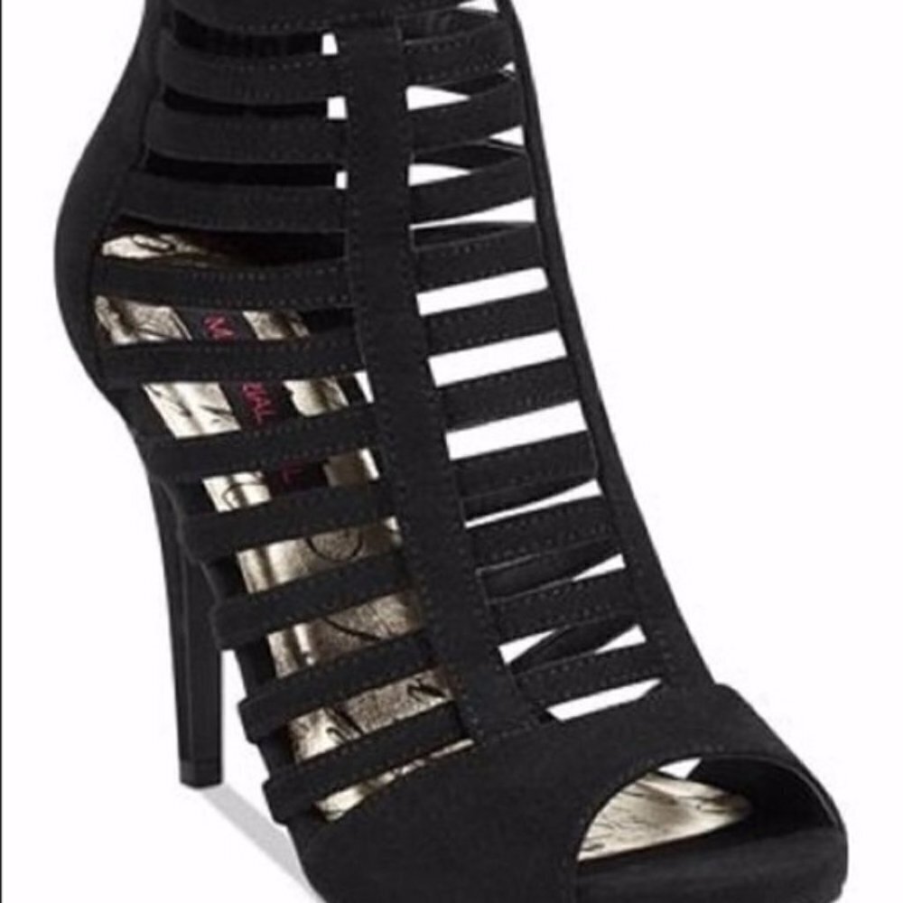 Material Girl Gemma Open Toe Black Strappy Bootie 8.5